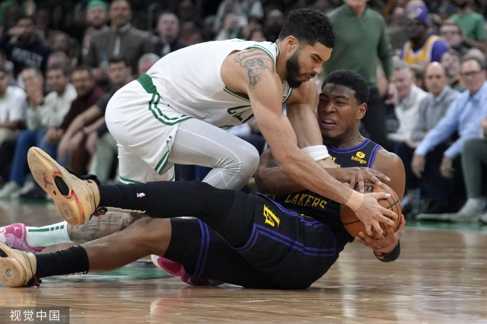 对球队防守 对球队防守