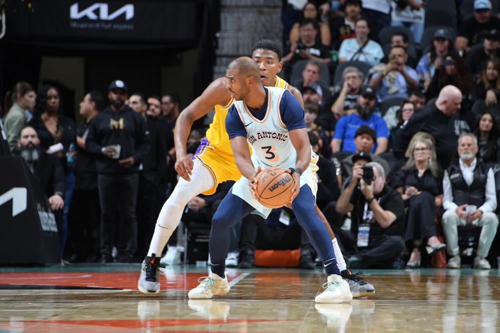 激烈角逐时 激烈角逐时